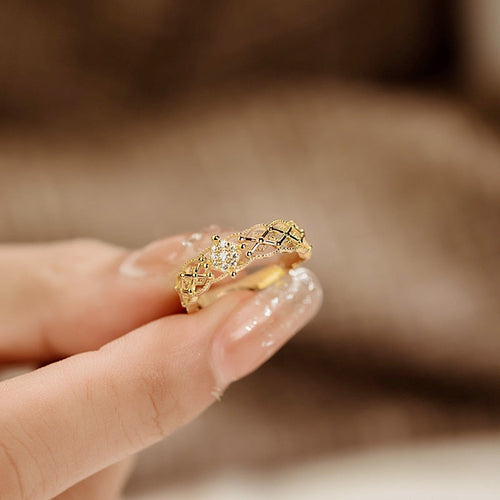 zeus-diamond-ring-pure-18k-by-amant